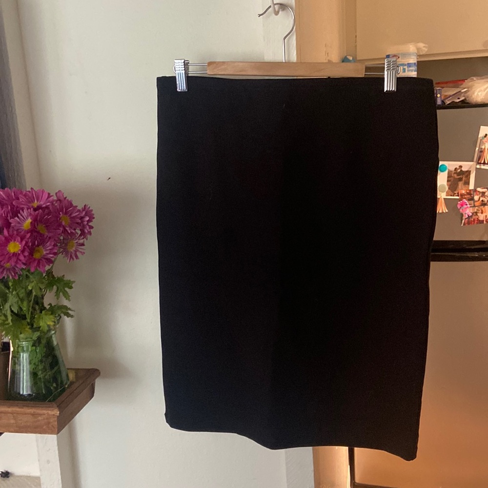 Black stretchy Skirt